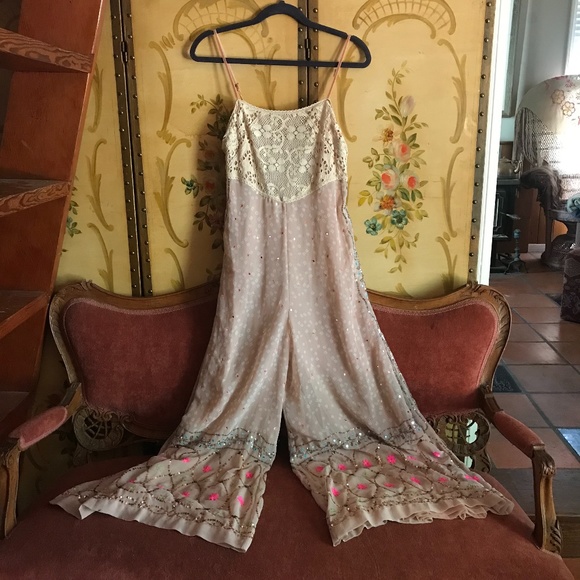 🌙Free People Pastel Pink Embroidered Jumpsuit - Picture 2 of 7